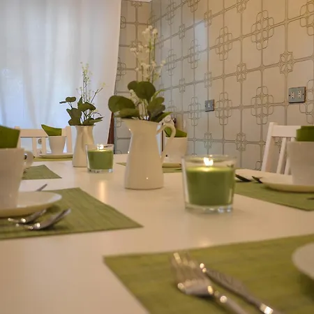 Bed & Breakfast Yourhouse S.raffaele 2 Milan