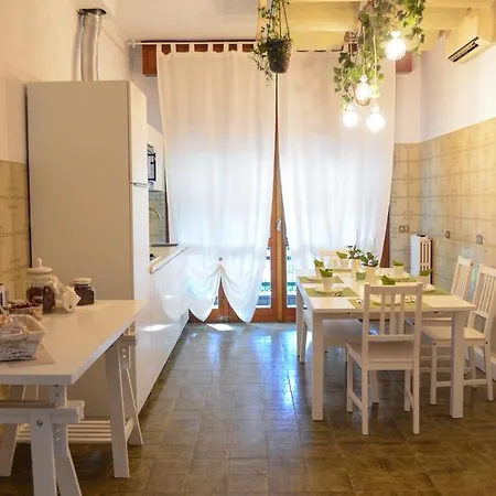 Bed & Breakfast Yourhouse S.raffaele 2 Milan