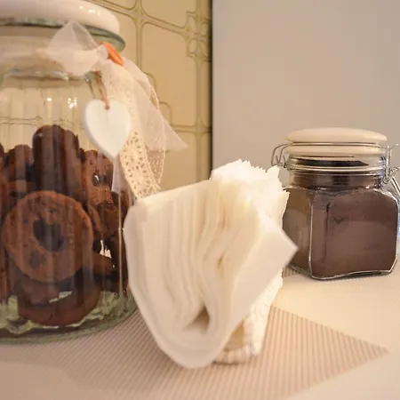 Yourhouse S.raffaele 2 Bed & Breakfast Milan