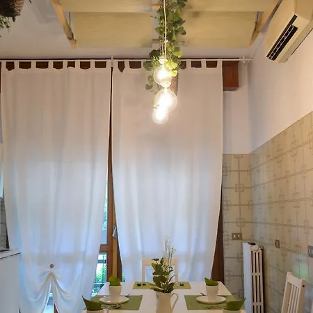 Yourhouse S.raffaele 2 *