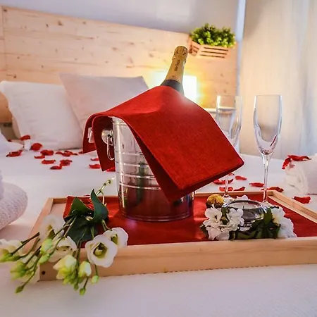 Yourhouse S.raffaele 2 Bed & Breakfast Milan